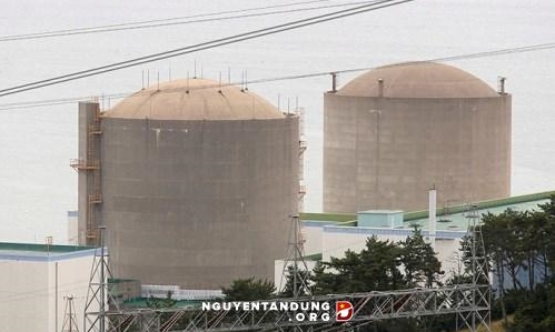 韓国:原発の監視強化　ハッカーの停止要求で